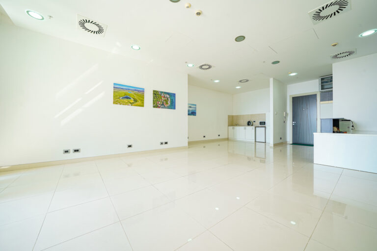 Commercial premises for sale in the center of Budva