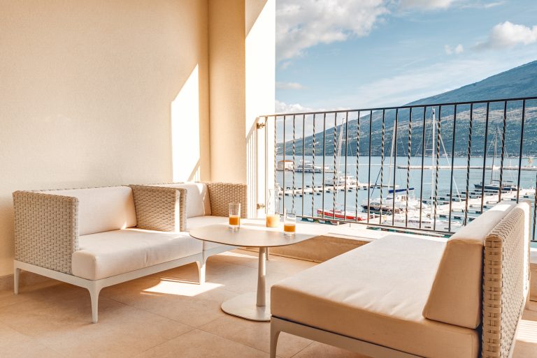 Apartment on the waterfront in luxury residential complex Portonovi