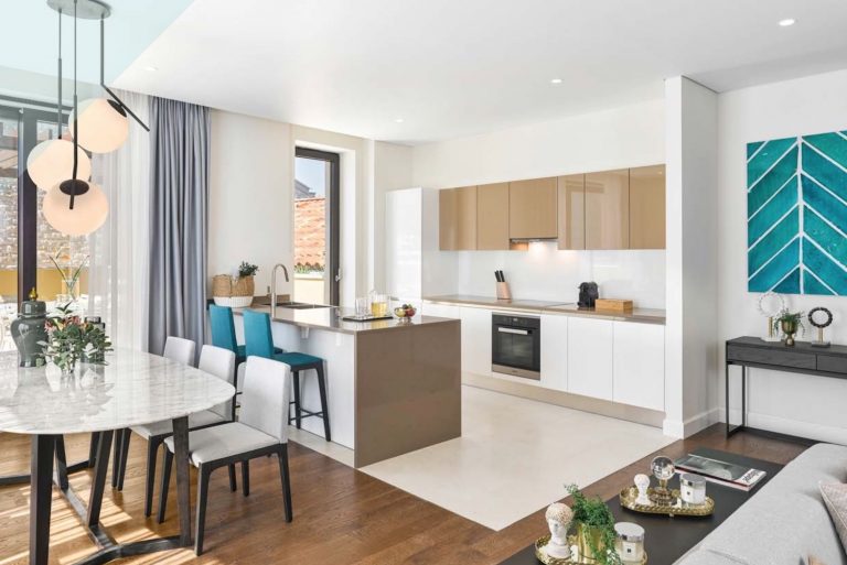 Apartment on the waterfront in luxury residential complex Portonovi
