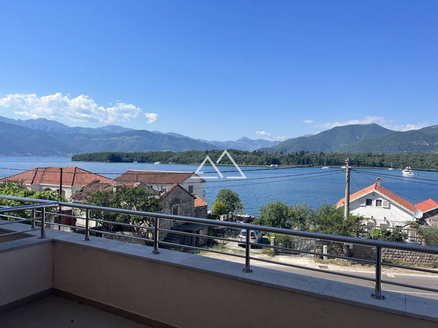 Купить апартаменты в черногории на берегу моря недвижимость нк