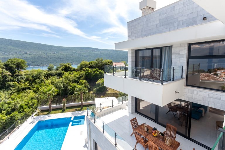 Brand new villa with outdoor pool in Kotor Bay