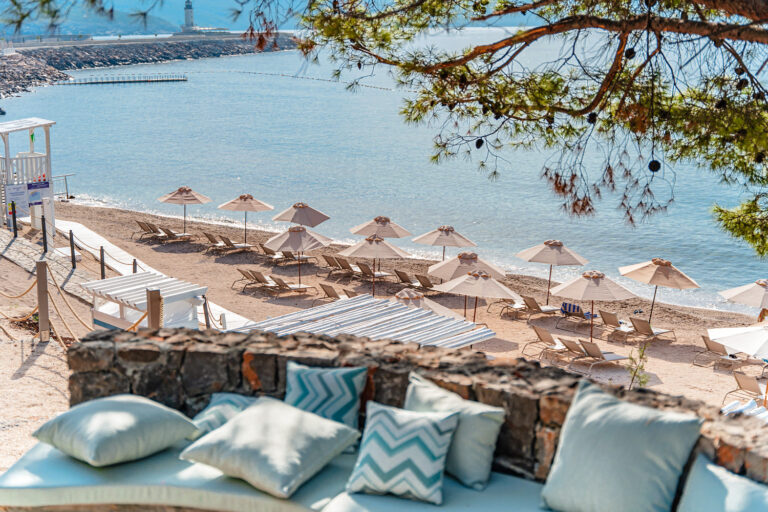 3-bedroom apartment in a new off-plan building in Centrale Lustica Bay