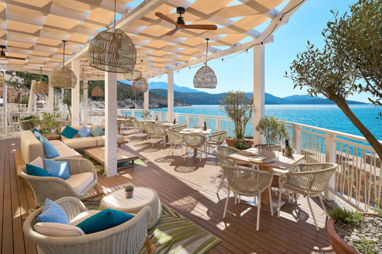 2-Bedroom apartment with two terraces in Centrale Luštica Bay