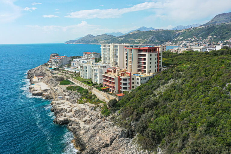 2 bedroom apartment in the frontline residential development