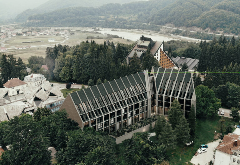 Private: Apartments in a 4-star condo-hotel in the center of Kolasin