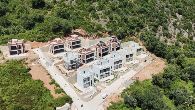 Vila sa 2 spavaće sobe u novom kompleksu premium klase