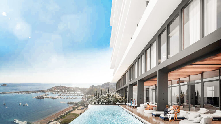 Apartments in a 5 star hotel on the first line in Budva
