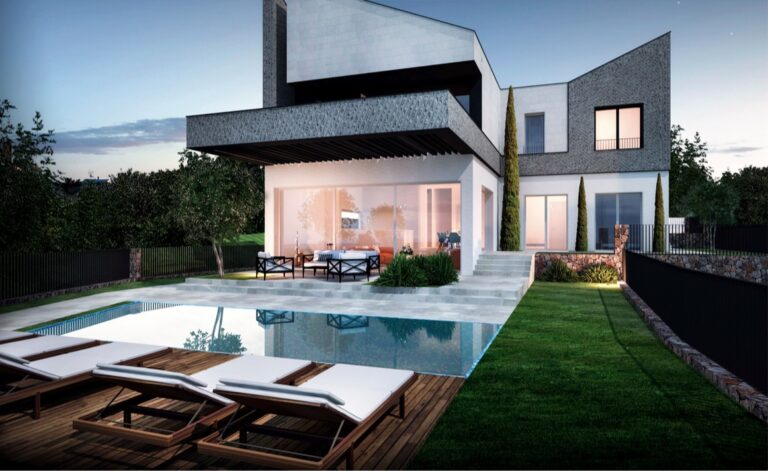 Urbanized plot with luxury villa project