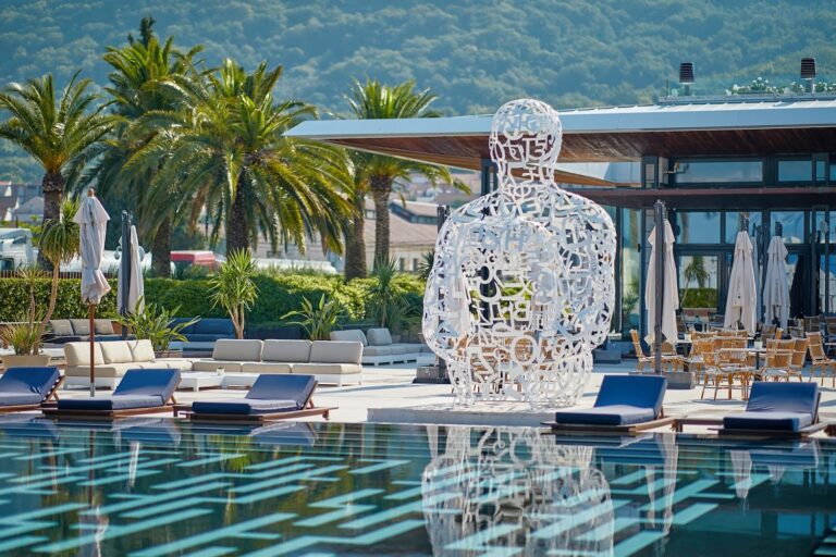 3-bedroom apartment with large terrace in Boka Place residence in Porto-Montenegro