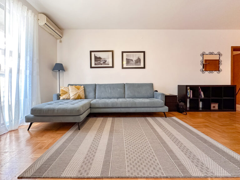 Furnished 2-bedroom apartment in Petrovac