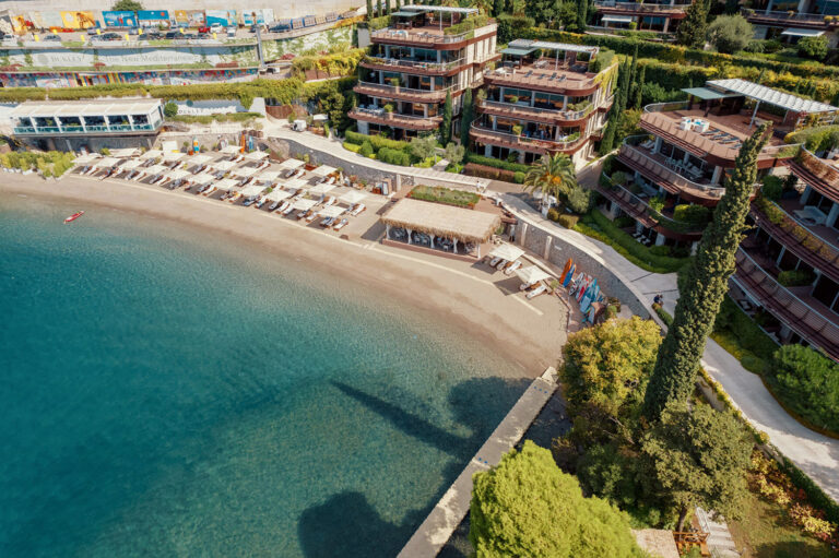 Luksuzni penthaus sa 3 spavaće sobe u Dukley Gardens