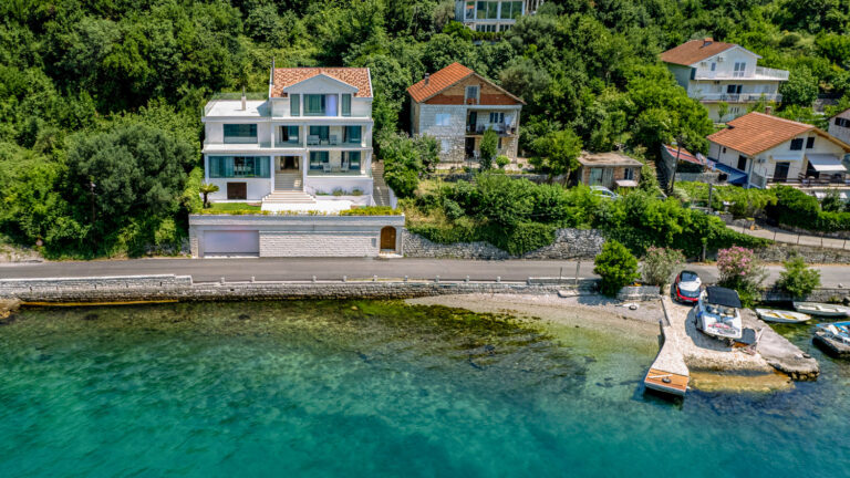 Private: Family villa on the first line of the sea in Kotor bay
