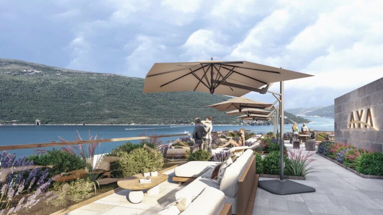 1-bedroom apartment near the sea and Portonovi