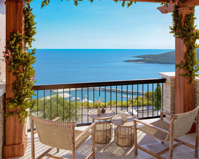 Exclusive three-bedroom apartment in the new residence Lustica Bay – Horizon