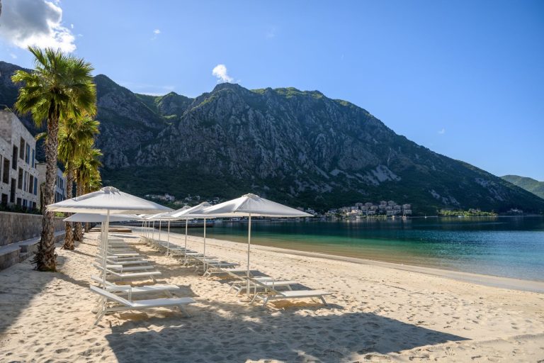 Новый эксклюзивный проект на 1 линии — MÖVENPICK RESIDENCES TEUTA KOTOR BAY
