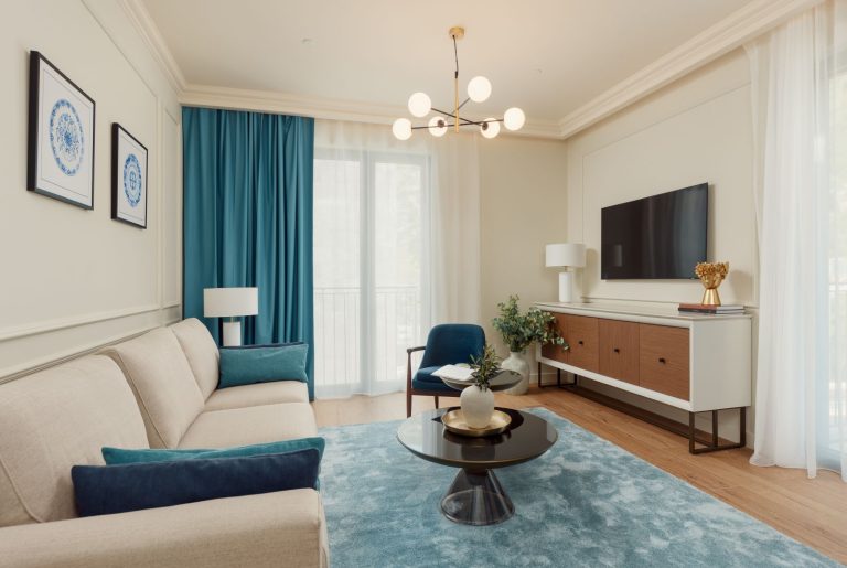 Апартаменты с 2 спальнями и двориком в MÖVENPICK RESIDENCES на 1 линии