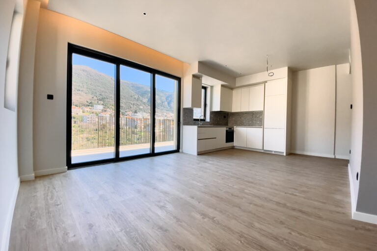 Two-bedroom apartment in Boka-place Porto Montenegro