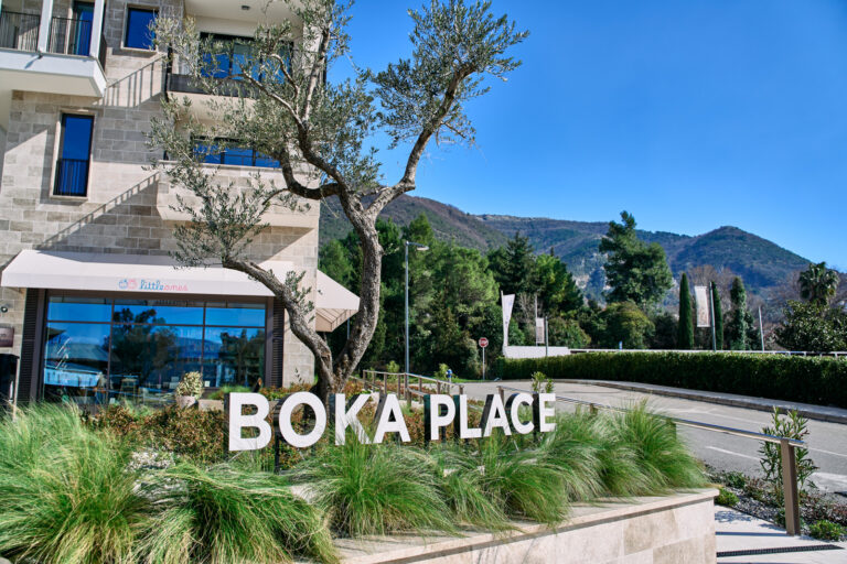 Two-bedroom apartment in Boka-place Porto Montenegro
