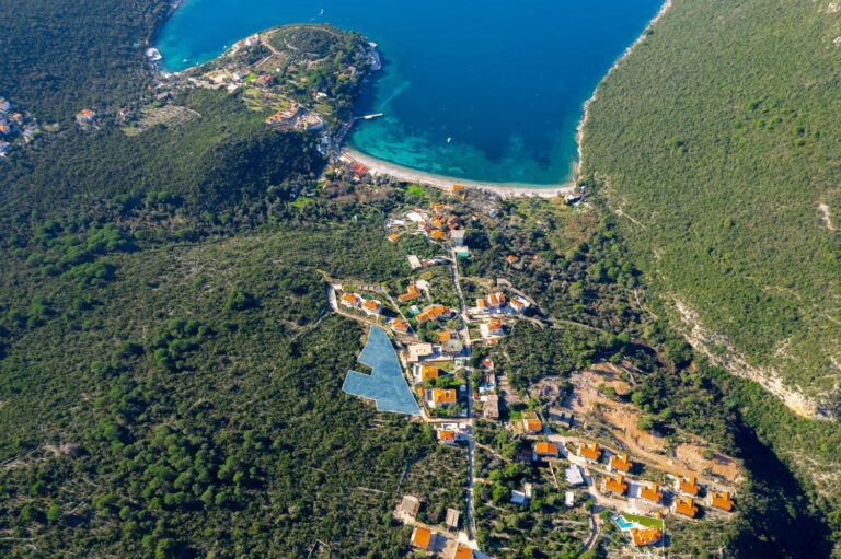Prime Investment Opportunity on the Luštica Peninsula