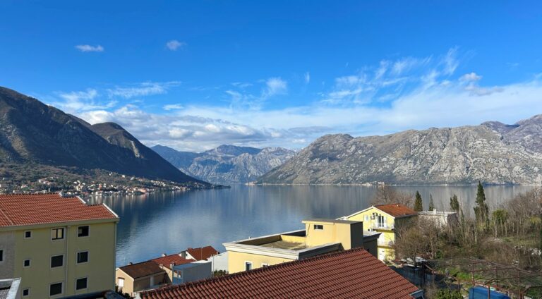 Luxurious New Penthouse with Panoramic Views of the Bay of Kotor
