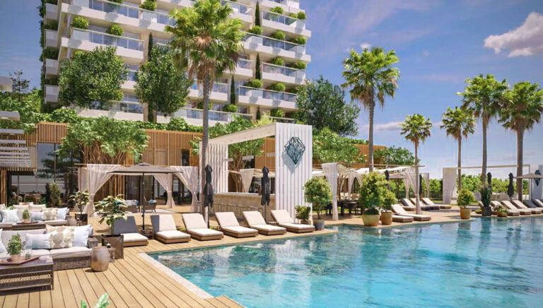 Luxury 3-bedroom apartment in the Riviera residential complex on the first coastline in Budva