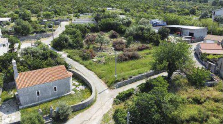 Scenic Plots for Sale in Luštica