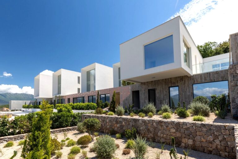 Modern villa with panoramic sea view in Krašići
