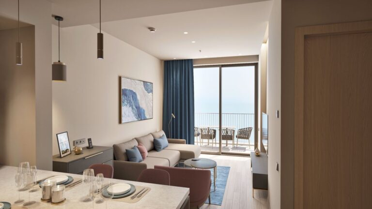Пятизвездочный отель Melia Private Residences в Бечичи