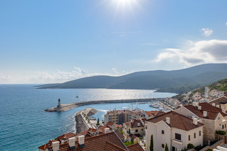 New luxurious apartment in Lustica Bay