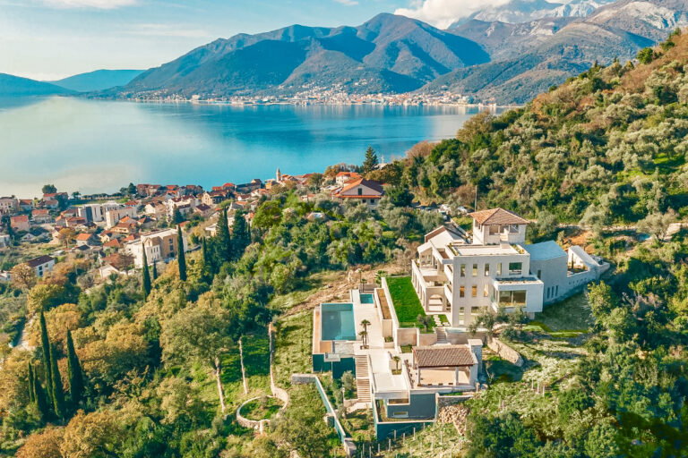 Luxury villa in Tivat with panoramic sea and Porto-Montenegro views