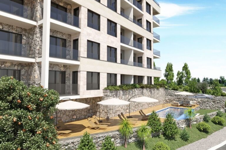 Penthouse in a new residential complex in Budva