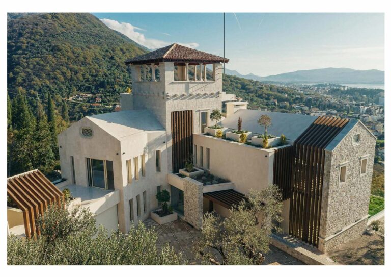 Luxury villa in Tivat with panoramic sea and Porto-Montenegro views