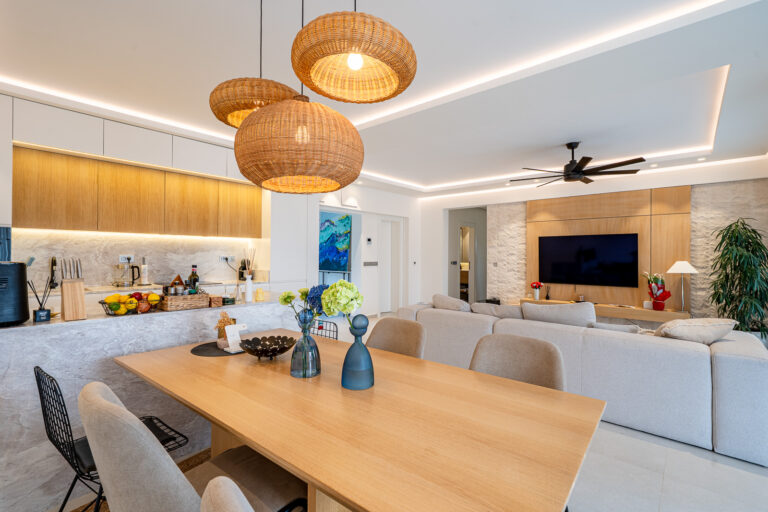 Spacious fully furnished 2-bedroom apartment in Tivat