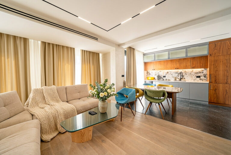 3-bedroom apartment in the center of Tivat 400 m from Porto-Montenegro