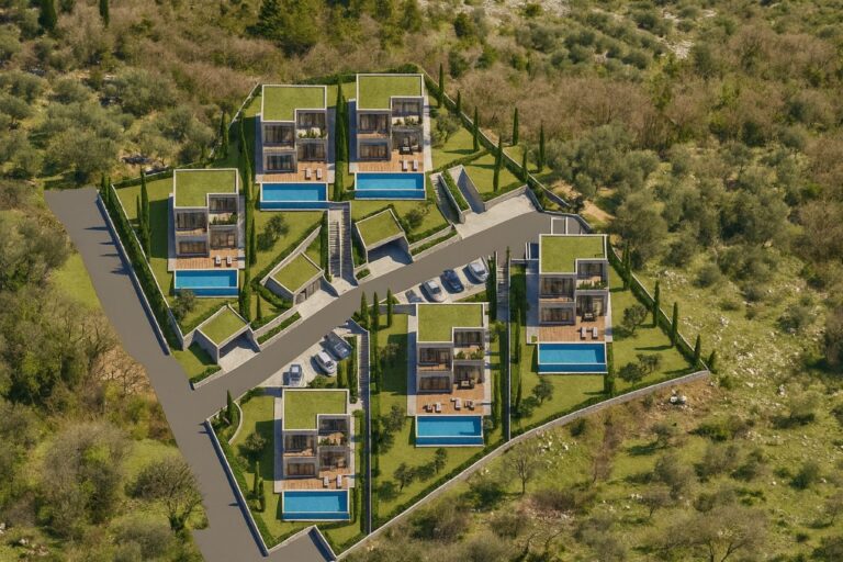 Villa complex in the suburbs of Tivat