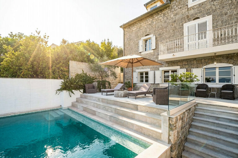 Villa in English style with a pool in Luštica