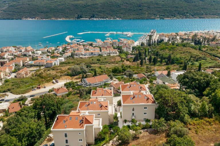 Panoramic 3-bedroom apartment in a Residential Complex