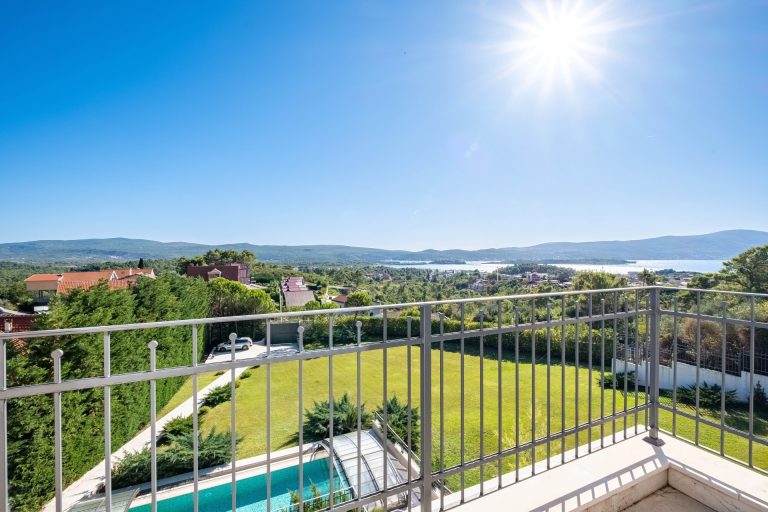 Panoramic sea-view villa with pool and sauna in Tivat