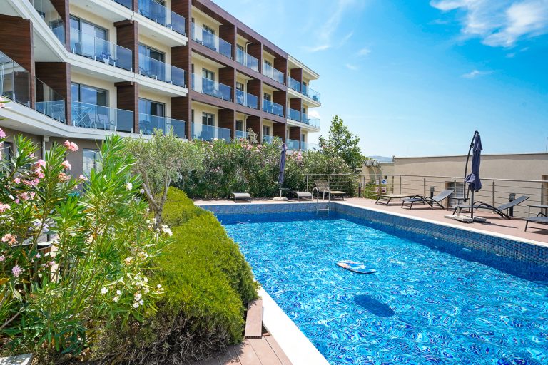 Modern one-bedroom apartment in the Bay of Kotor