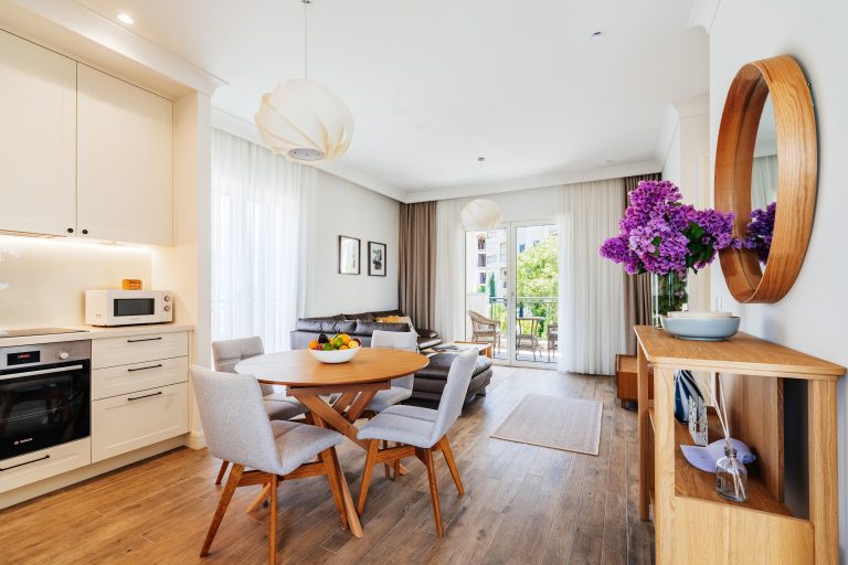 1-bedroom apartment with 2 terraces in Centrale Luštica Bay